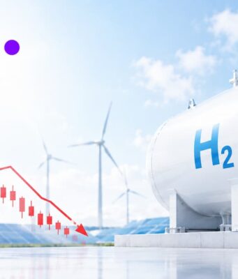 Nel ASA Aktie mit -94% – Ist der Boden endlich erreicht? NEL logo over a green/blue sky with a large H2 storage tank and renewable energy background (solar panels and wind turbines). The image conveys hydrogen energy infrastructure.