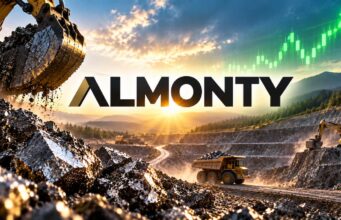 Almonty-Aktie mit -10% – Rücksetzer als Einstiegschance? Sunset mining scene with excavator bucket, dump truck, and a rising green stock-chart line behind the ALMONTY logo for growth.